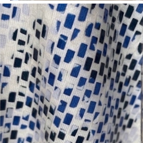 St. John | Black Label Silver Blue Glass Sequin Tank Top. Size Petite. Gorgeous! - Picture 3 of 6